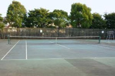 美しが丘近隣公園 庭球場