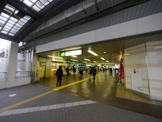 JR戸塚駅