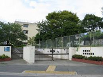 豊中市立第十五中学校