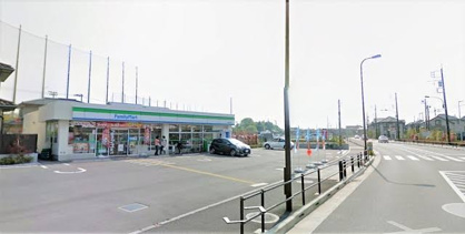 ファミリーマート 西武立川店の画像1
