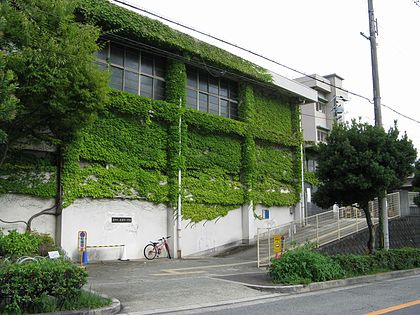 豊中市立東豊中小学校の画像