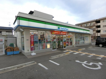 ファミリーマート 堺北長尾町店の画像1