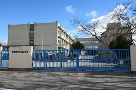 枚方市立招提北中学校の画像1