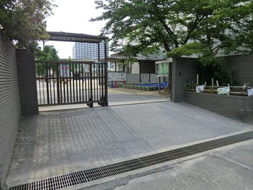 市川市立新井小学校の画像1