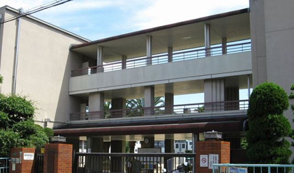 大阪市立東中本小学校の画像1