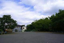 南峯簡易運動場