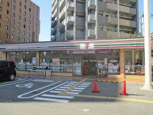 セブンイレブン 大阪西中島南方店の画像1