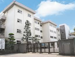 市川市立第八中学校の画像1