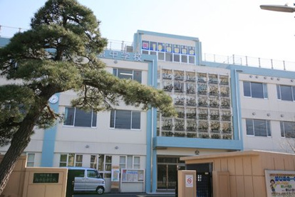 川崎市立西中原中学校の画像1