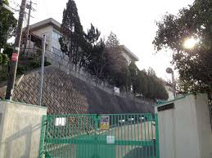 寝屋川市立梅が丘小学校