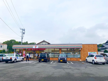 セブン-イレブン 博多席田小学校前店の画像1