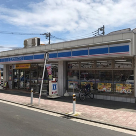 ローソン 港北綱島東三丁目店の画像1