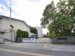 越谷市立栄進中学校の画像1