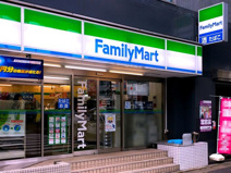 ファミリーマート 新宿新小川町店