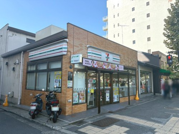 セブンイレブン 京都烏丸六条店の画像1