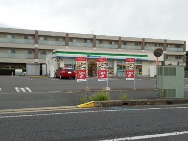 ファミリーマート 千葉誉田駅前店の画像1