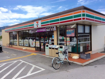セブンイレブン 米原中多良店の画像1