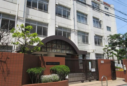 大阪市立吉野小学校の画像1