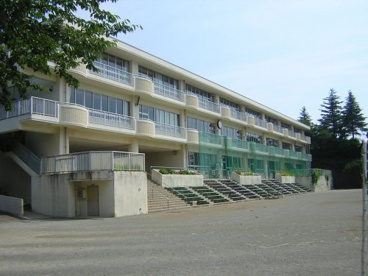 湯河原町立東台福浦小学校の画像1