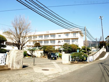 湯河原町立吉浜小学校の画像1