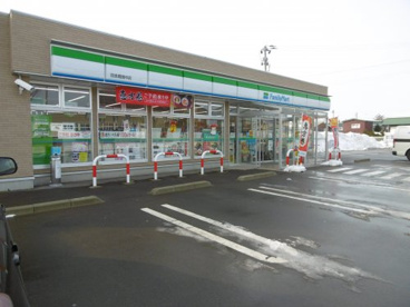 ファミリーマート田舎館畑中店の画像1