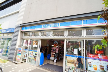 ローソン 新羽駅西口店の画像1