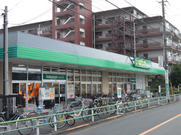 いなげやina21 調布染地店の画像1