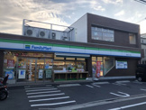 ファミリーマート 豊島千早一丁目店