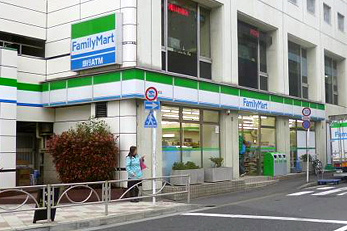 ファミリーマート五反田駅前店の画像1