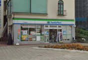 ファミリーマート 畦野駅前店