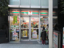 セブンイレブン 横浜中華街東門店
