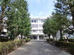 狛江市立狛江第四中学校の画像1