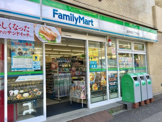 ファミリーマート 西早稲田店