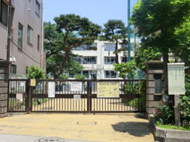 目黒区立駒場小学校