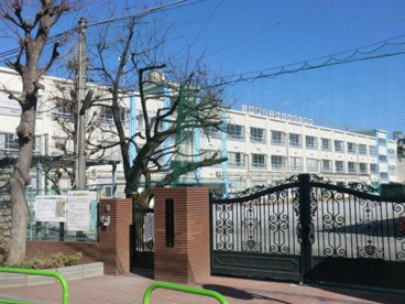 中野区立みなみの小学校の画像1