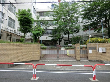 新宿区立天神小学校の画像1