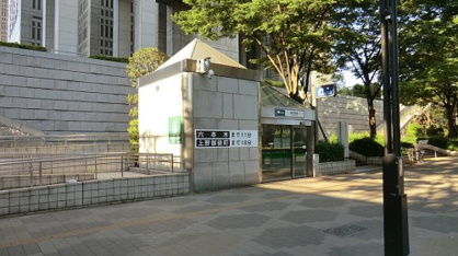 大江戸線都庁前駅の画像1