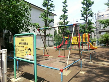 鳩森児童遊園地の画像1