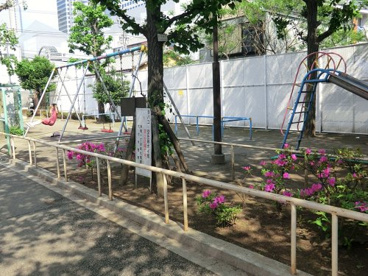 本町南児童遊園地の画像1