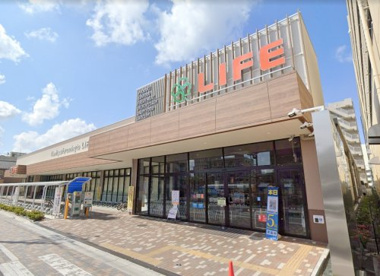 ライフ　蕨駅前店の画像1