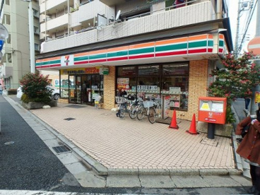 セブンイレブン 川口芝新町店の画像1