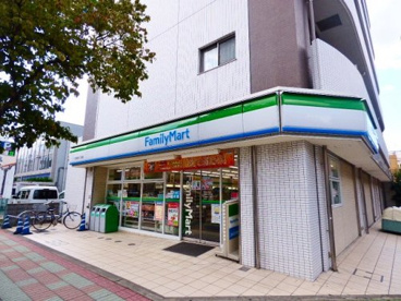 ファミリーマート 川口並木三丁目店の画像1
