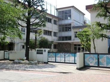 目黒区立大岡山小学校の画像1