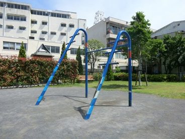 仲池ふれあい児童公園の画像1