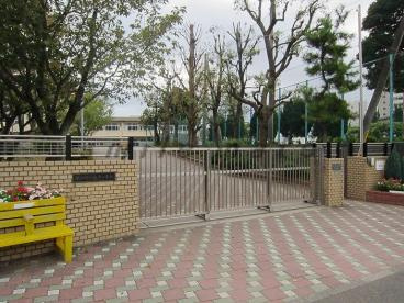 横浜市立根岸小学校の画像1
