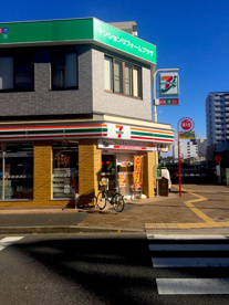 セブンイレブン 新松戸4丁目店の画像1