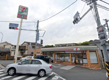 セブンイレブン横浜岡村４丁目店の画像1