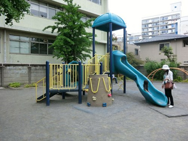 新井宿児童公園の画像1