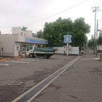 ローソン 尼崎長洲西通二丁目店の画像1