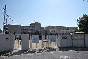 尼崎市立武庫の里小学校の画像1